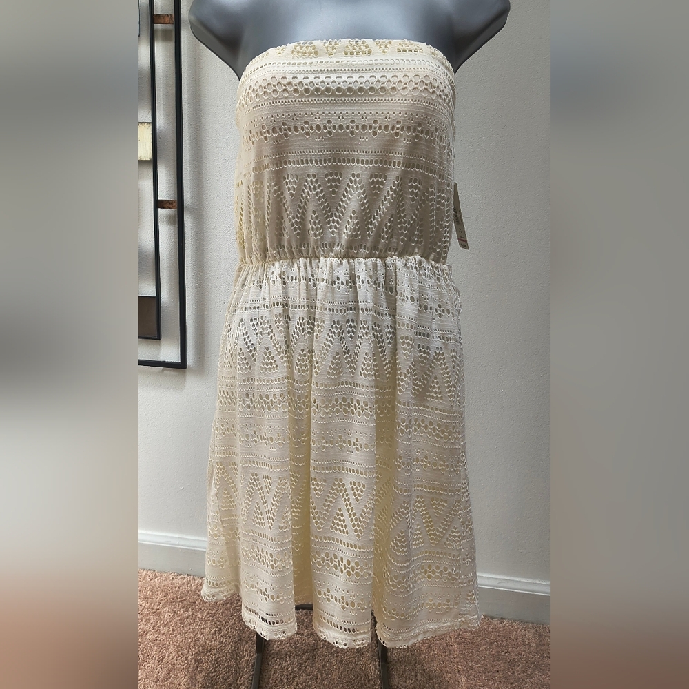 No Boundaries Brand New Strapless Cream Lace Dress*SALE*